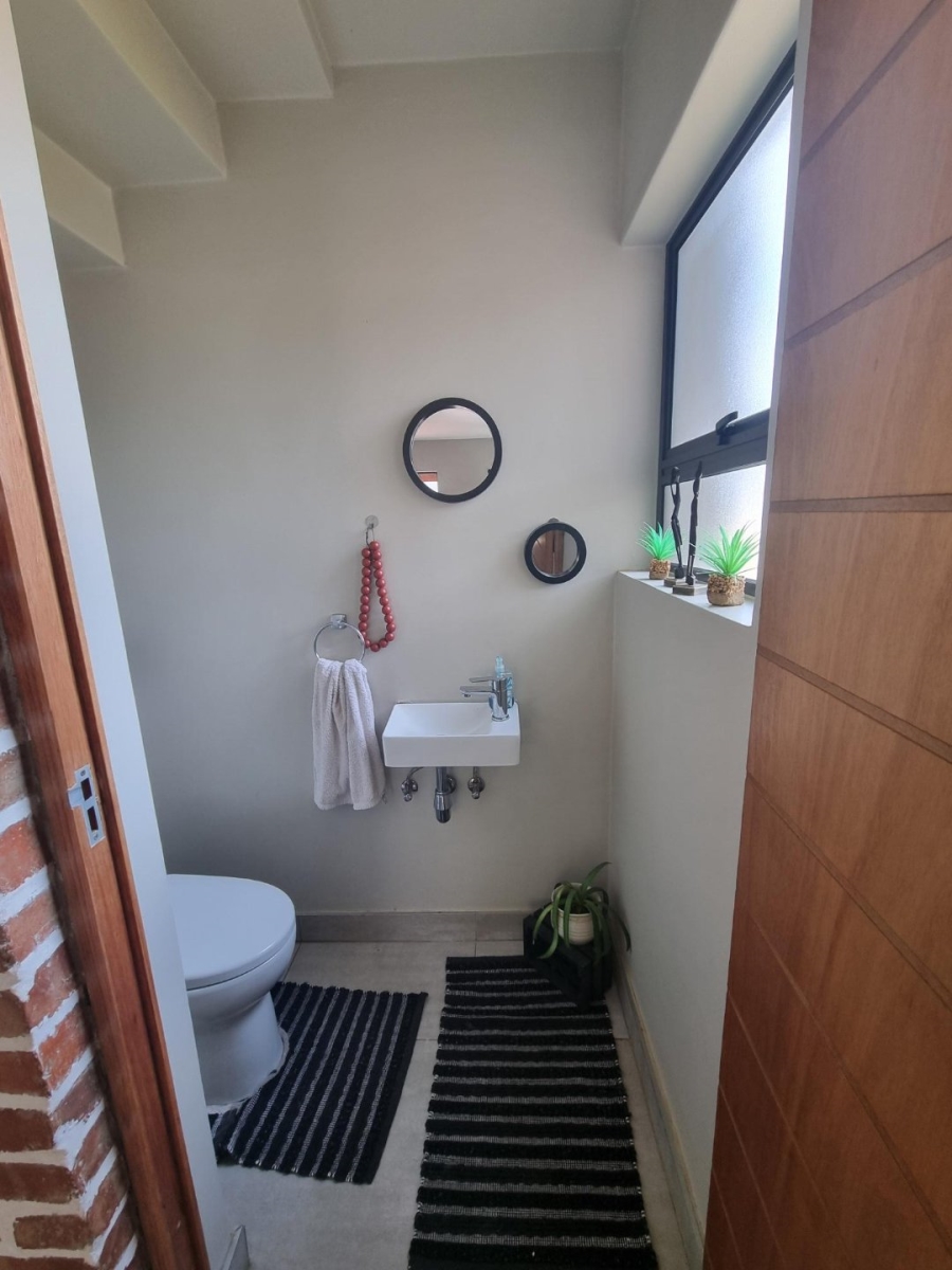 3 Bedroom Property for Sale in Ifafi North West